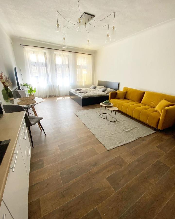 Kovarik Apartments I Olomouc Buitenkant foto