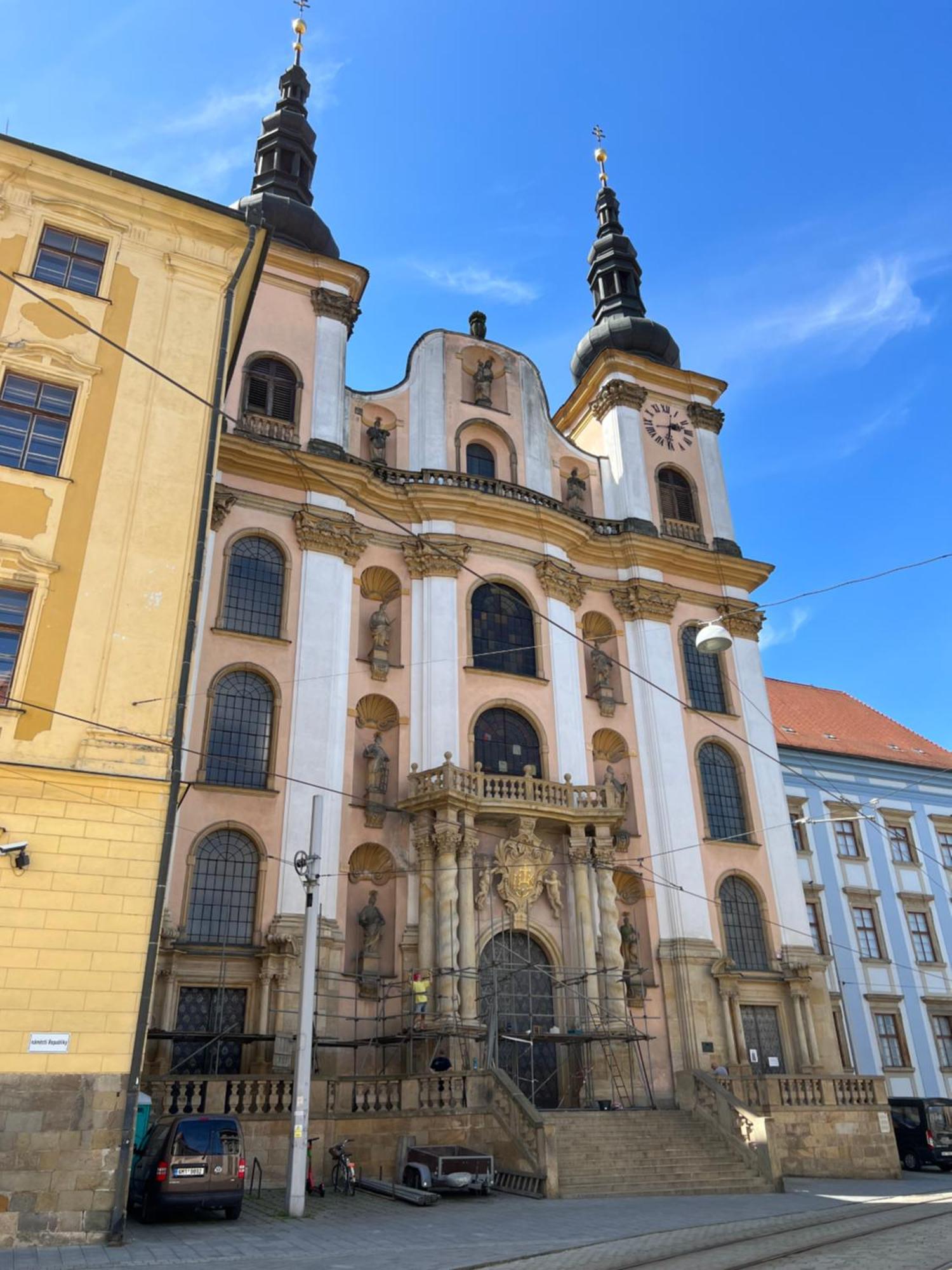 Kovarik Apartments I Olomouc Buitenkant foto